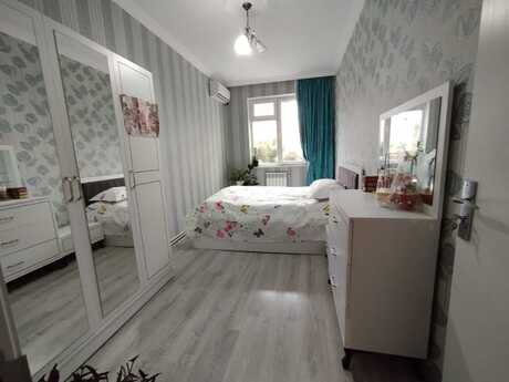 Memar Əcəmidə 3 otaqlı köhnə tikili mənzil satılır, 70 m², 165 000 AZN, şəkil 2 / 8