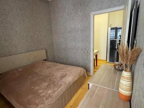 Сдаётся 2-комнатная квартира в новостройке, Elmlər Akademiyası, 70 м², 649 AZN/мес, фото 4 / 12