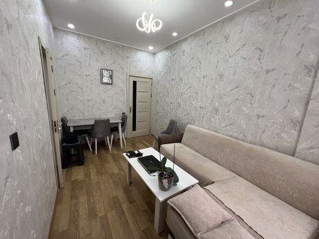 Əhmədlidə 2 otaqlı yeni tikili mənzil satılır, 42 m², 135 000 AZN, şəkil 3 / 12