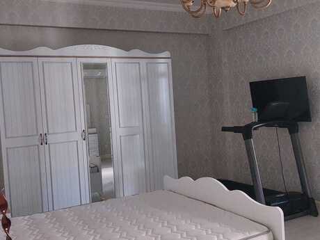 3-room new-build apartment for rent in Nərimanov, 141 m², 1 500 AZN/mo, photo 4 / 11