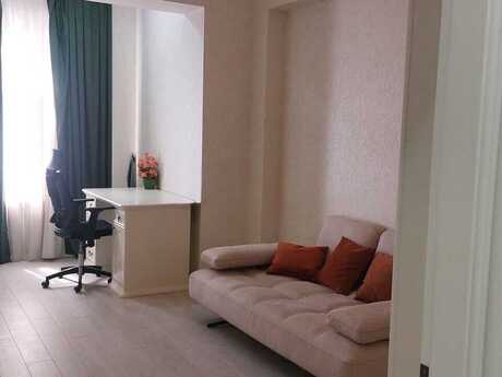 3-room new-build apartment for rent in Nərimanov, 141 m², 1 500 AZN/mo, photo 5 / 11