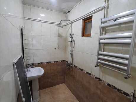 İnşaatçılarda 2 otaqlı köhnə tikili mənzil kirayə verilir, 66 m², 750 AZN/ay, şəkil 5 / 6