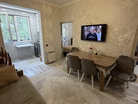 Продаётся 3-комнатная квартира в старом фонде, Memar Əcəmi, 60 м², 162 000 AZN, фото 3 / 11