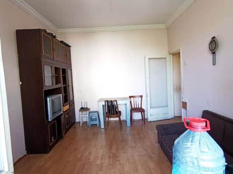 Продаётся 2-комнатная квартира в старом фонде, 28 May, 60 м², 165 000 AZN, фото 2 / 12