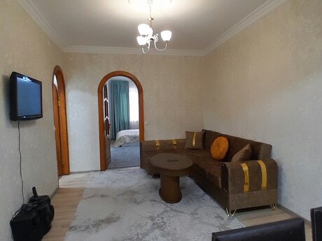 Memar Əcəmidə 2 otaqlı köhnə tikili mənzil satılır, 50 m², 150 000 AZN, şəkil 2 / 11