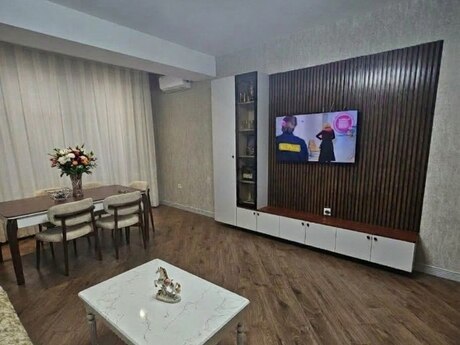 3 rooms · 118 m² · floor 6/14, 28 May