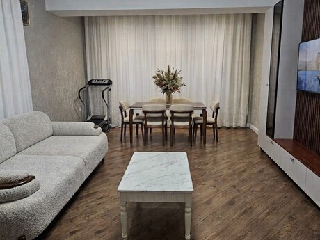 3-room new-build apartment for rent in 28 May, 118 m², 1 900 AZN/mo, photo 2 / 11