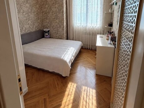 Elan №6533245 - Bakı, 8 Noyabr m., 3 otaqlı, 117 m², 19/20 mərtəbə