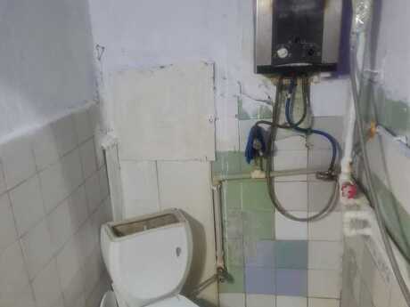Сдаётся 2-комнатная квартира в старом фонде, Səbail, 50 м², 450 AZN/мес, фото 3 / 9