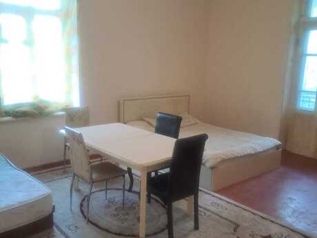 Сдаётся 2-комнатная квартира в старом фонде, Səbail, 50 м², 450 AZN/мес, фото 5 / 9