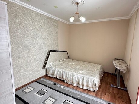 Yeni Günəşlidə 2 otaqlı köhnə tikili mənzil satılır, 62 m², 129 000 AZN, şəkil 3 / 12