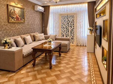 28 Mayda 4 otaqlı yeni tikili mənzil satılır, 195 m², 540 000 AZN, şəkil 2 / 7