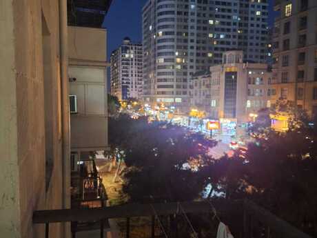 Elmlər Akademiyasında 2 otaqlı köhnə tikili mənzil satılır, 70 m², 184 000 AZN, şəkil 4 / 12
