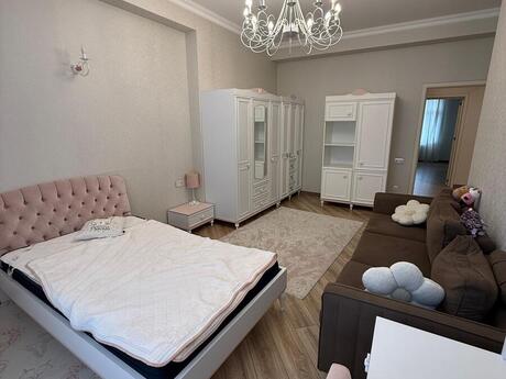 4-room new-build apartment for rent in Ağ şəhər, 160 m², 2 500 AZN/mo, photo 5 / 12
