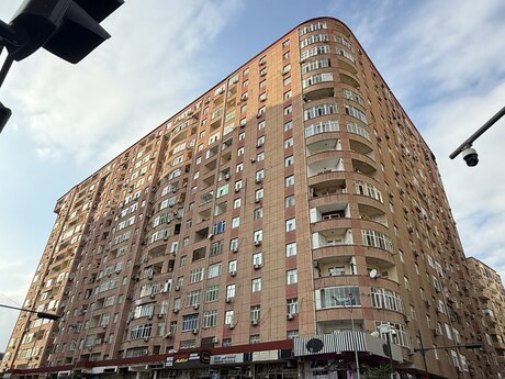 3 otaq · 130 m² · 5/17 mərtəbə, Yeni Yasamal