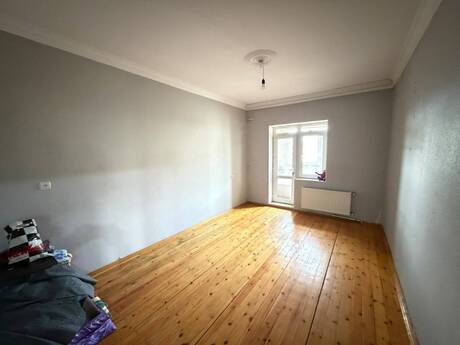 Продаётся 4-комнатная квартира в старом фонде, Xalqlar Dostluğu, 110 м², 185 000 AZN, фото 5 / 12