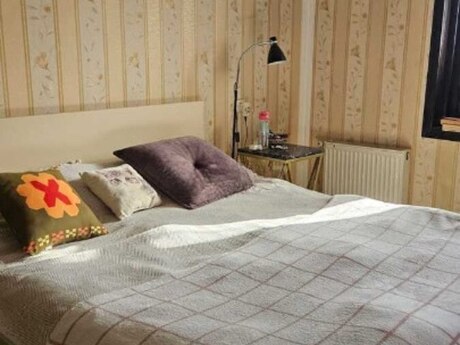 Сдаётся 2-комнатная квартира в старом фонде, Nizami, 58 м², 650 AZN/мес, фото 2 / 12