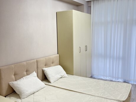 28 Mayda 4 otaqlı yeni tikili mənzil kirayə verilir, 117 m², 1 350 AZN/ay, şəkil 4 / 10
