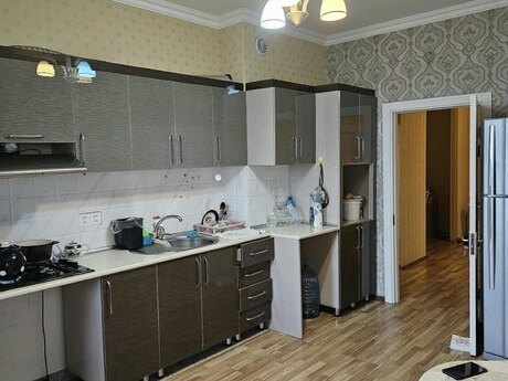 Продаётся 3-комнатная квартира в новостройке, ЖК Park Azure, 81 м², 310 000 AZN, фото 4 / 10
