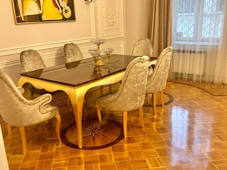 Сдаётся 3-комнатная квартира в старом фонде, Sahil, 180 м², 2 500 AZN/мес, фото 2 / 12