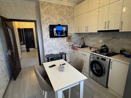 Bakıxanovda 1 otaqlı yeni tikili mənzil kirayə verilir, 51 m², 550 AZN/ay, şəkil 3 / 9
