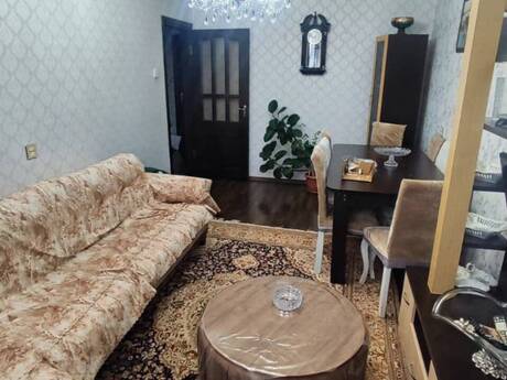 Yeni Günəşlidə 3 otaqlı köhnə tikili mənzil satılır, 90 m², 172 000 AZN, şəkil 3 / 12