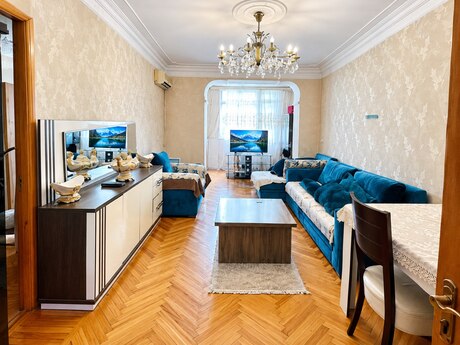 Elan №6533530 - Bakı, Qara Qarayev m., 3 otaqlı, 75 m², 5/5 mərtəbə