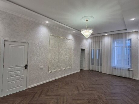 Продаётся 2-комнатная квартира в старом фонде, 28 May, 60 м², 162 000 AZN, фото 2 / 12