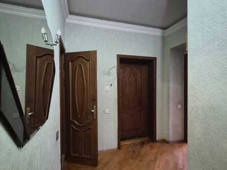 Сдаётся 3-комнатная квартира в старом фонде, Nəsimi, 90 м², 700 AZN/мес, фото 5 / 10