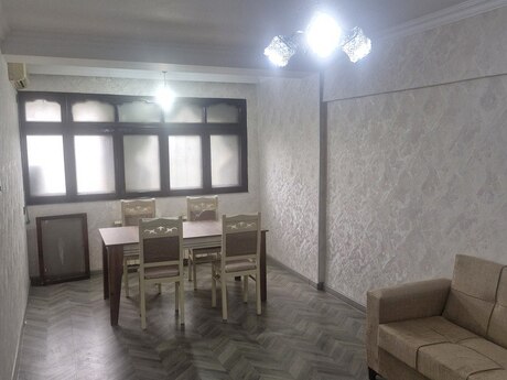 Сдаётся 3-комнатная квартира в старом фонде, Qara Qarayev, 60 м², 650 AZN/мес, фото 2 / 12
