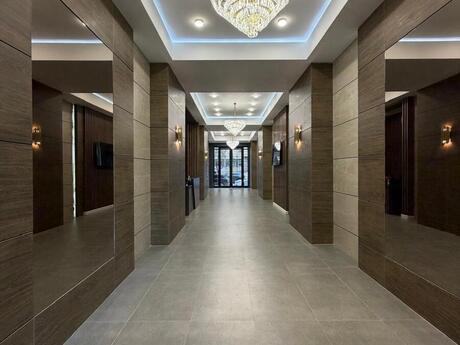 Capital Plaza kompleksində 3 otaqlı yeni tikili mənzil satılır, 79 m², 330 000 AZN, şəkil 2 / 12