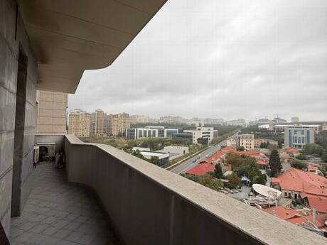 3 otaq · 106 m²