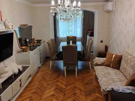 3-room old-build apartment for sale in Nəriman Nərimanov, 75 m², 250 000 AZN, photo 2 / 8