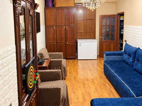 Elan №6533618 - Bakı, 8-ci kilometr q., 2 otaqlı, 60 m², 2/5 mərtəbə