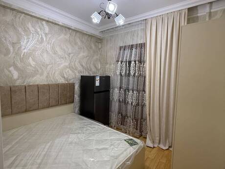 Yeni Günəşlidə 1 otaqlı köhnə tikili mənzil kirayə verilir, 40 m², 450 AZN/ay, şəkil 3 / 10