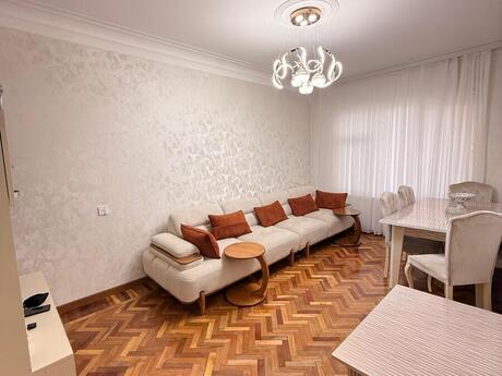 Elan №6533670 - Bakı, Xətai r., 3 otaqlı, 80 m², 5/9 mərtəbə
