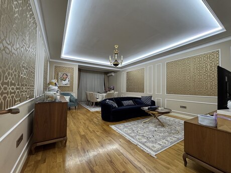 Elan №6533707 - Bakı, 28 May m., 3 otaqlı, 116 m², 10/14 mərtəbə