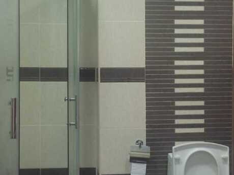 Qaraçuxurda 2 otaqlı yeni tikili mənzil kirayə verilir, 55 m², 500 AZN/ay, şəkil 2 / 7
