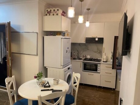 2-room old-build apartment for rent in Nizami, 60 m², 900 AZN/mo, photo 5 / 6