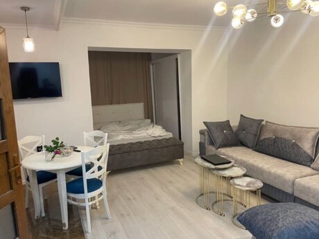 2-room old-build apartment for rent in Nizami, 60 m², 900 AZN/mo, photo 2 / 6