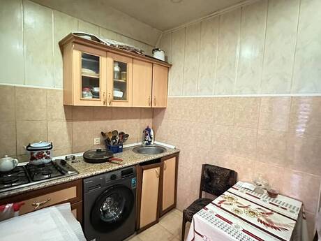 İnşaatçılarda 2 otaqlı köhnə tikili mənzil satılır, 45 m², 127 000 AZN, şəkil 4 / 10
