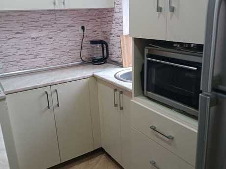 2-room old-build apartment for sale in Qara Qarayev, 48 m², 175 000 AZN, photo 2 / 7