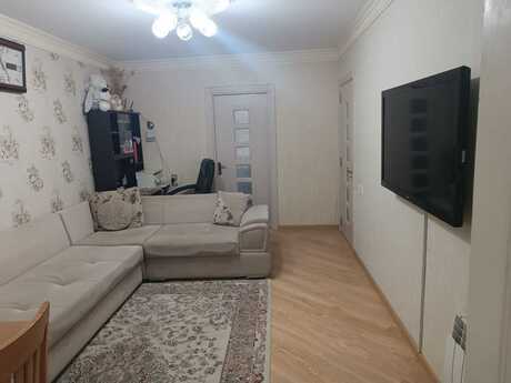 2-room old-build apartment for sale in Qara Qarayev, 48 m², 175 000 AZN, photo 3 / 7