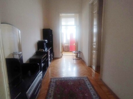 İçəri Şəhərdə 5 otaqlı köhnə tikili mənzil satılır, 250 m², 590 000 AZN, şəkil 4 / 12