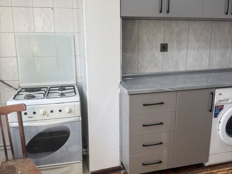 Azadlıq Prospektidə 2 otaqlı köhnə tikili mənzil kirayə verilir, 50 m², 500 AZN/ay, şəkil 3 / 10
