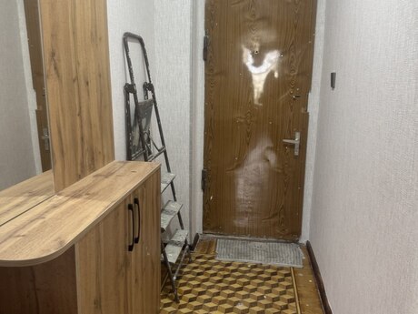 2 otaq · 50 m² · 5/9 mərtəbə, Azadlıq Prospekti