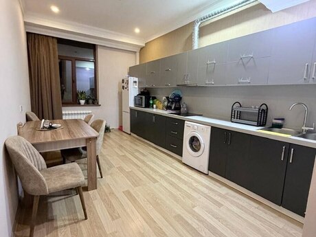 3-room new-build apartment for rent in Koroğlu, 135 m², 2 000 AZN/mo, photo 2 / 12