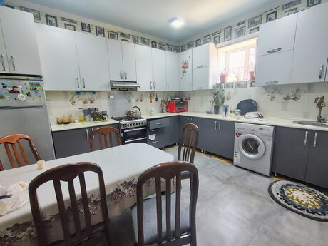 Müşfiqabadda 5 otaqlı həyət evi satılır, 180 m², 95 500 AZN, şəkil 2 / 12