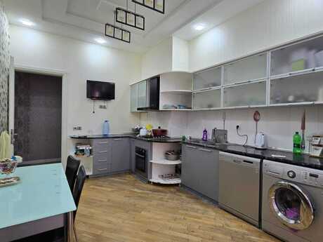 3-комн. · 147 m² · 7/14 этаж, Nərimanov