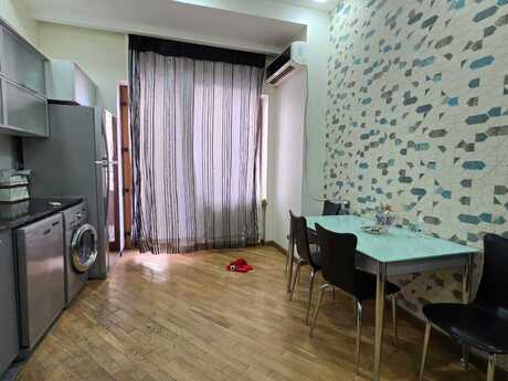 Продаётся 3-комнатная квартира в новостройке, Nərimanov, 147 м², 420 000 AZN, фото 4 / 12